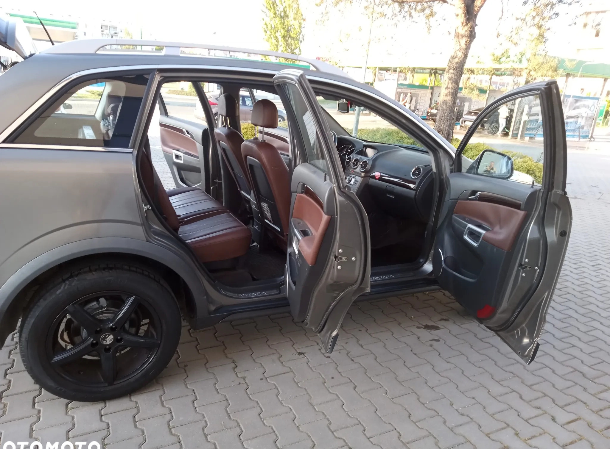 Opel Antara cena 14900 przebieg: 290000, rok produkcji 2007 z Kielce małe 277
